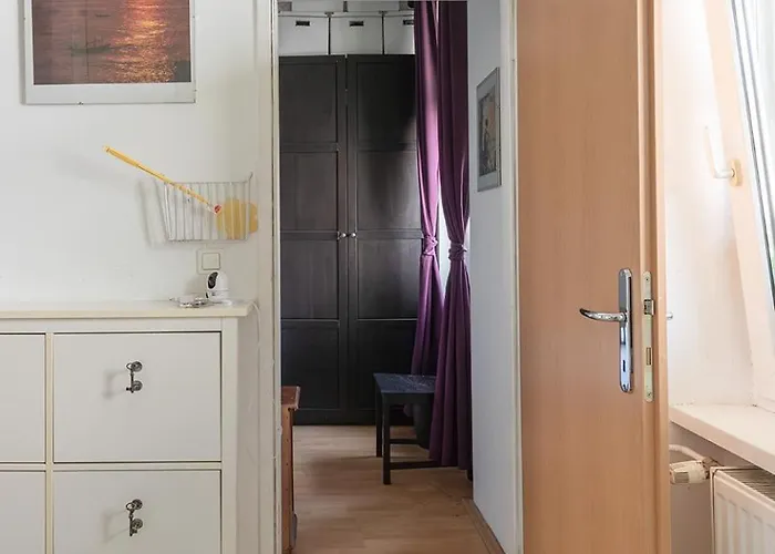 Gruen, Ruhig Und Zentral, Grosses Mit Gruenblick Apartment